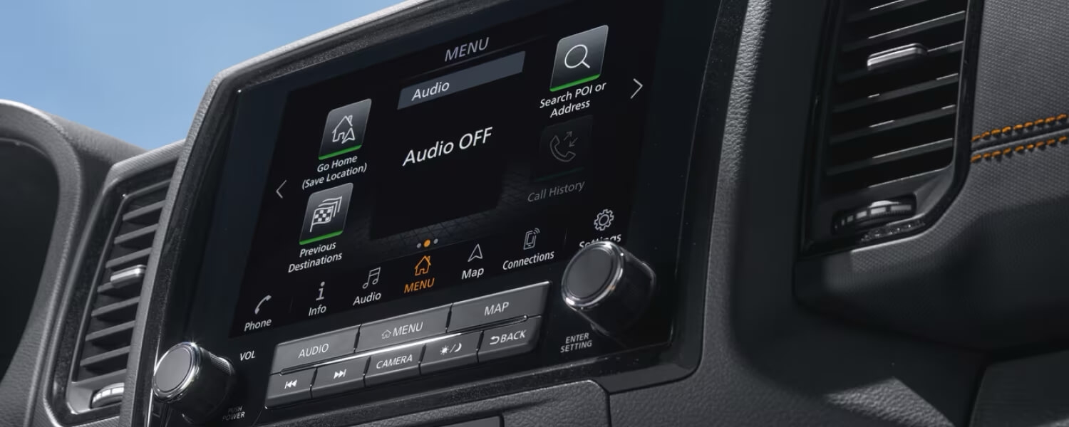 Système d’infodivertissement intuitif du Nissan Frontier 2025.
